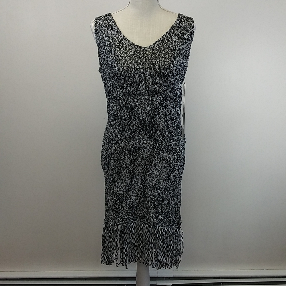NWT BCBGMaxazria Black and White Crochet Fringe Dress